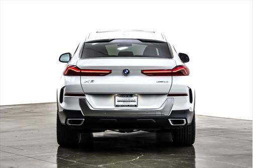 2022 BMW X6 xDrive40i