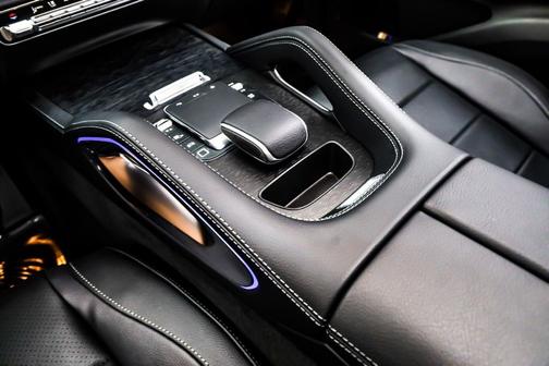 2026 Mercedes-Benz GLE 450e 4MATIC