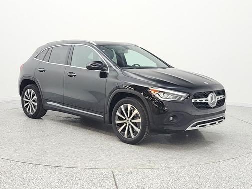Night Black 2022 Mercedes-Benz GLA 250 4MATIC