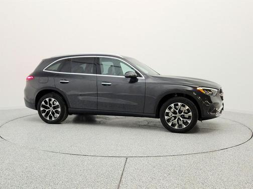 Graphite Grey Metallic 2025 Mercedes-Benz GLC 350e Base