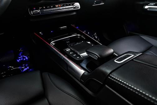 2022 Mercedes-Benz GLB 250 Base