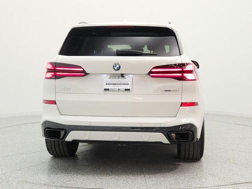 Alpine White 2024 BMW X5 xDrive40i