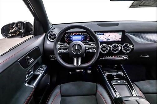 2025 Mercedes-Benz GLA 250 4MATIC