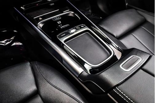 2025 Mercedes-Benz EQB 250 Base
