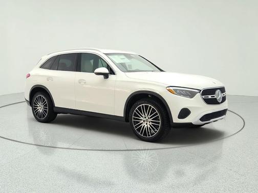Polar White 2026 Mercedes-Benz GLC 300 Base