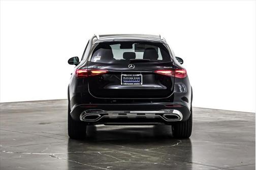 2025 Mercedes-Benz GLC 350e Base