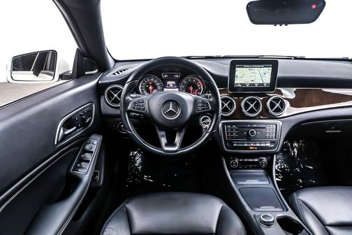 2015 Mercedes-Benz CLA-Class Base
