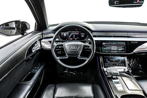2022 Audi A8 L 55 TFSI quattro Tiptronic