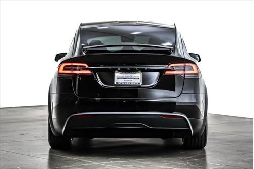 2023 Tesla Model X Standard Range