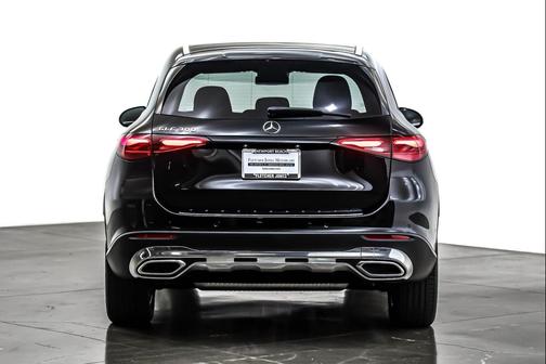 2025 Mercedes-Benz GLC 300 Base