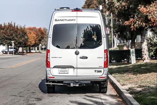 2020 Mercedes-Benz Sprinter 2500 Standard Roof
