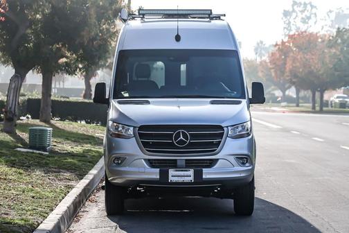2020 Mercedes-Benz Sprinter 2500 Standard Roof