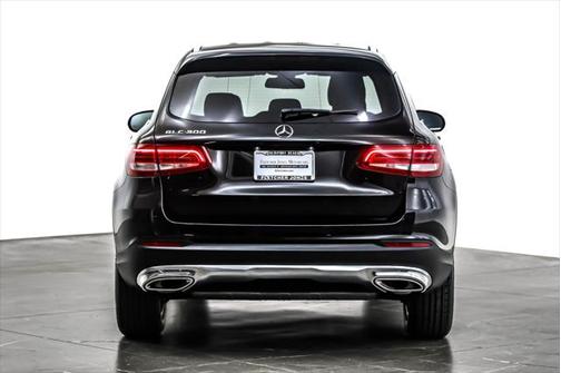 2018 Mercedes-Benz GLC 300 Base