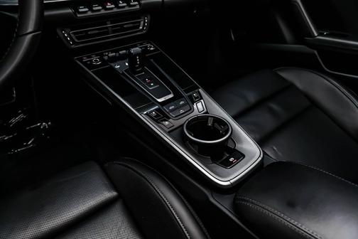 2022 Porsche 911 Carrera S