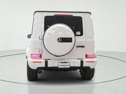 MANUFAKTUR Moonlight White Metallic 2027 Mercedes-Benz G-Class G 580e