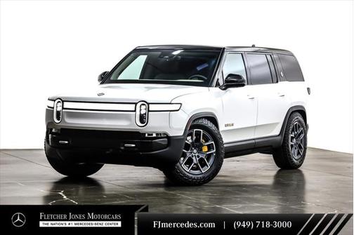 2023 Rivian R1S Adventure