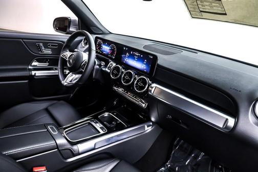 2026 Mercedes-Benz GLB 250 Base
