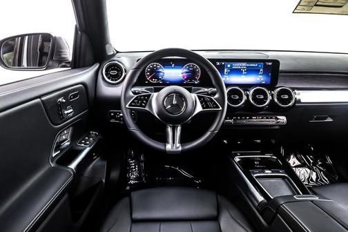 2026 Mercedes-Benz GLB 250 Base