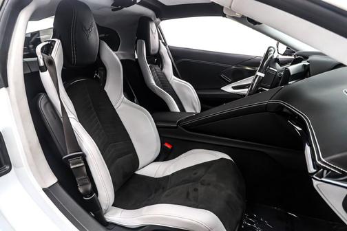 2023 Chevrolet Corvette Stingray w/3LT