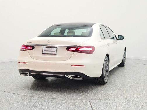 MANUFAKTUR Diamond White 2022 Mercedes-Benz E-Class E 350
