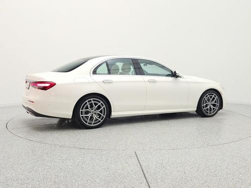 MANUFAKTUR Diamond White 2022 Mercedes-Benz E-Class E 350
