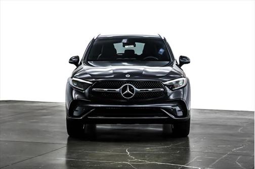 2025 Mercedes-Benz GLC 350e Base