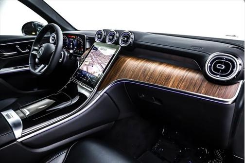 2025 Mercedes-Benz GLC 350e Base