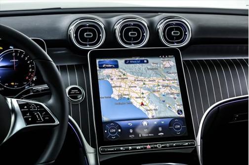 2025 Mercedes-Benz GLC 350e Base