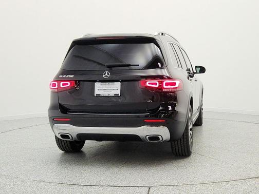 Night Black 2022 Mercedes-Benz GLB 250 Base