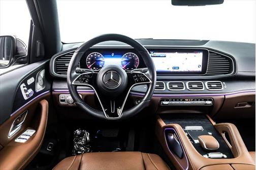 2025 Mercedes-Benz GLS 450 4MATIC