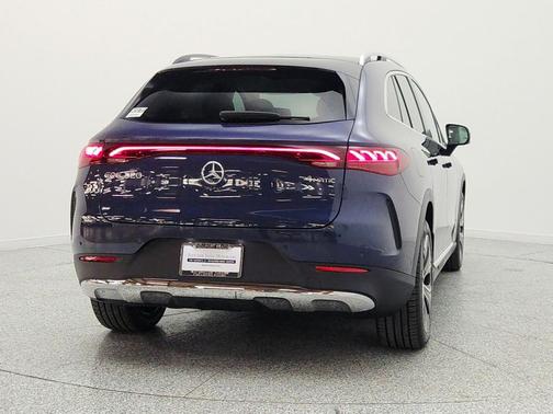 Twilight Blue Metallic 2026 Mercedes-Benz EQE 320 EQE 320