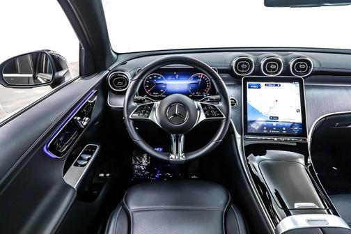 2025 Mercedes-Benz GLC 350e Base