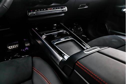 2024 Mercedes-Benz EQB 250 Base