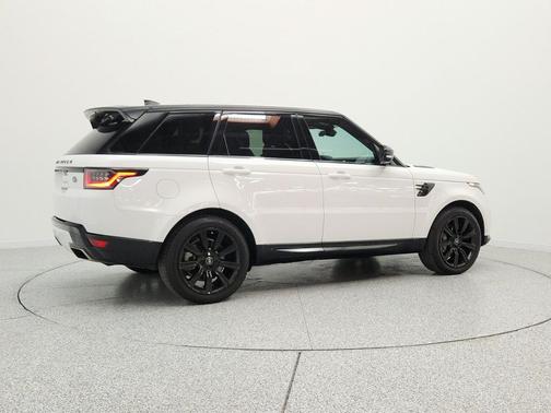 2022 Land Rover Range Rover Sport HSE Silver Edition