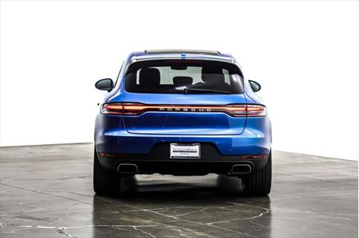 2020 Porsche Macan Base