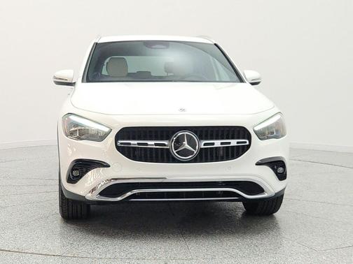 Polar White 2025 Mercedes-Benz GLA 250 4MATIC