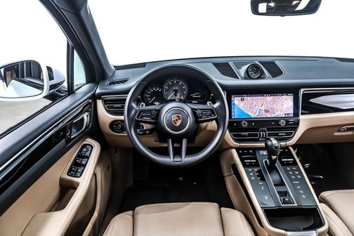 2023 Porsche Macan S