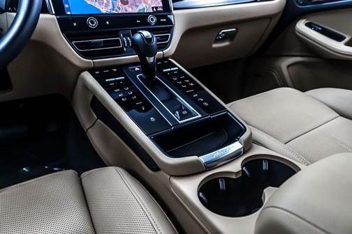 2023 Porsche Macan S