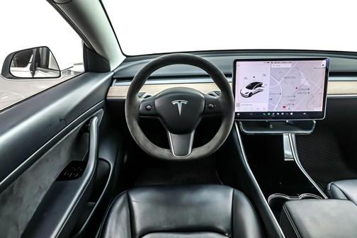 2020 Tesla Model 3 Standard Range Plus