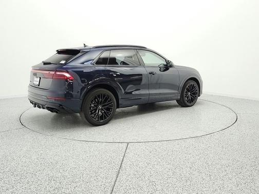 Waitomo Blue Metallic 2025 Audi SQ8 4.0T Premium Plus