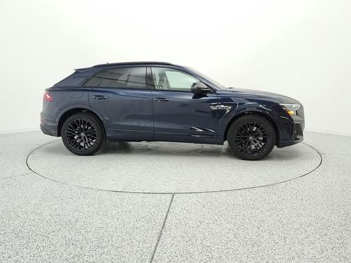 Waitomo Blue Metallic 2025 Audi SQ8 4.0T Premium Plus