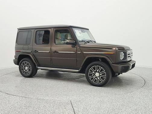MANUFAKTUR Dakota Brown Magno 2026 Mercedes-Benz G-Class G 580e