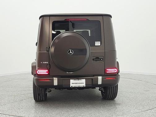 MANUFAKTUR Dakota Brown Magno 2026 Mercedes-Benz G-Class G 580e