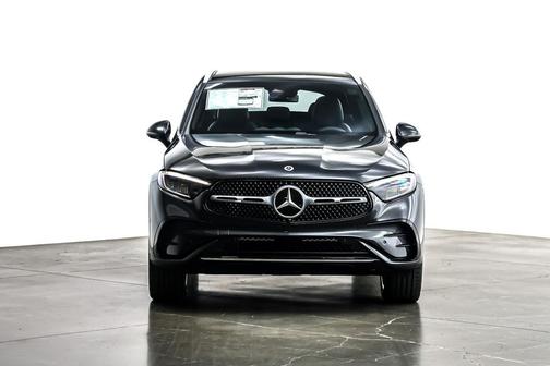 2026 Mercedes-Benz GLC 300 Base