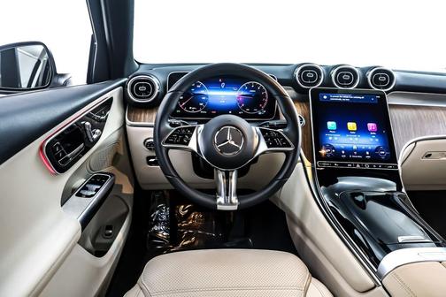 2025 Mercedes-Benz GLC 300 Base