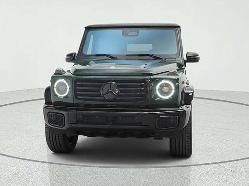 MANUFAKTUR Exclusive Deep Green 2027 Mercedes-Benz G-Class G 580e
