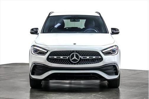 2021 Mercedes-Benz GLA 250 Base 4MATIC