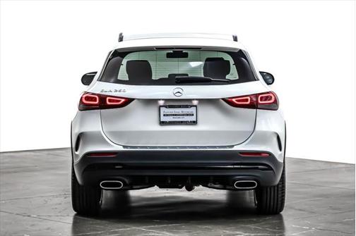 2021 Mercedes-Benz GLA 250 Base 4MATIC