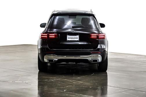 2025 Mercedes-Benz GLB 250 Base