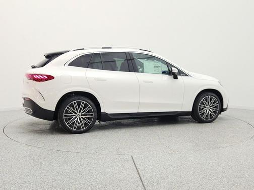 Polar White 2026 Mercedes-Benz EQE 320 EQE 320
